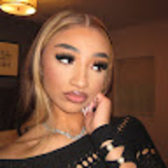 amani_carmela